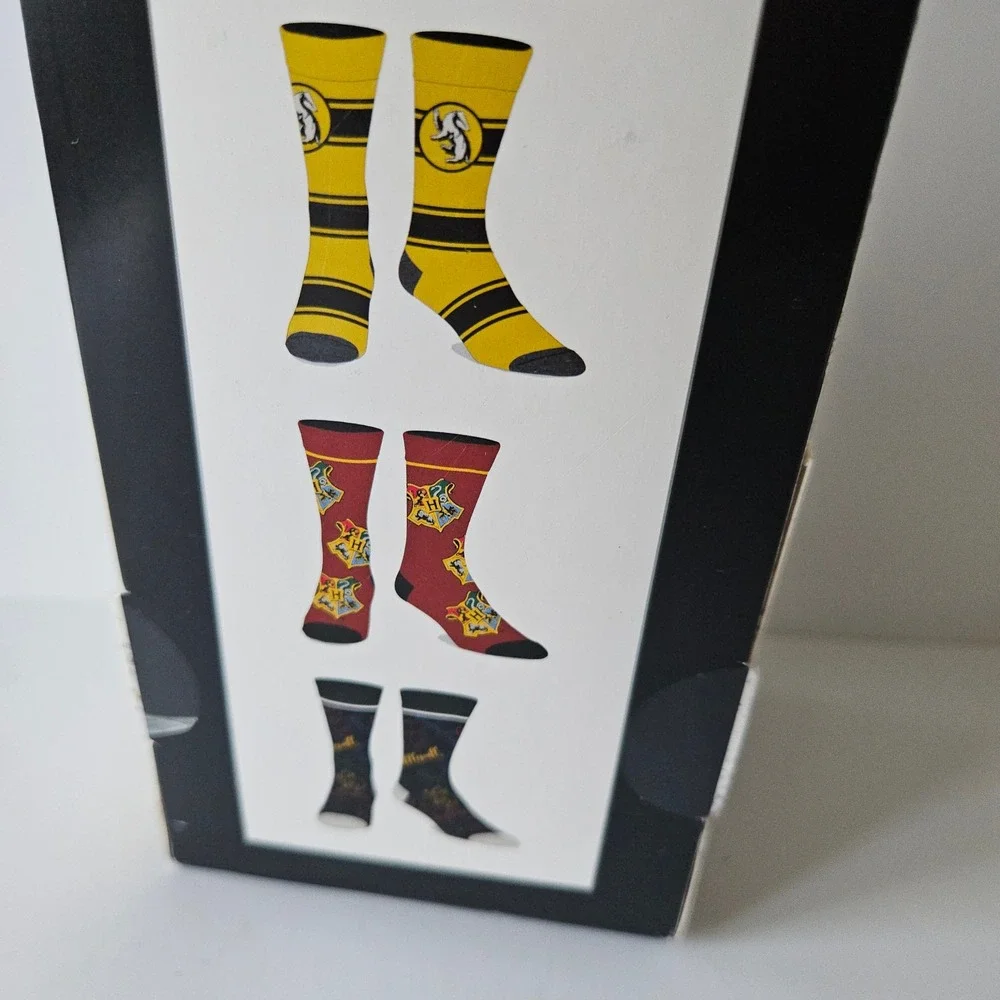 Harry Potter Casual Crew Socks Mens Sz 8-12 NEW 6 Pair Wizarding World